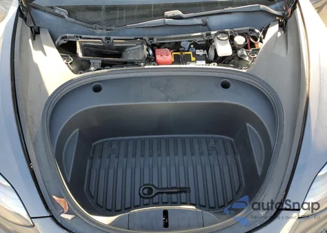 2021 Tesla Model 3 z USA, uszkodzony, nr VIN 5YJ3E1EA0MF875267